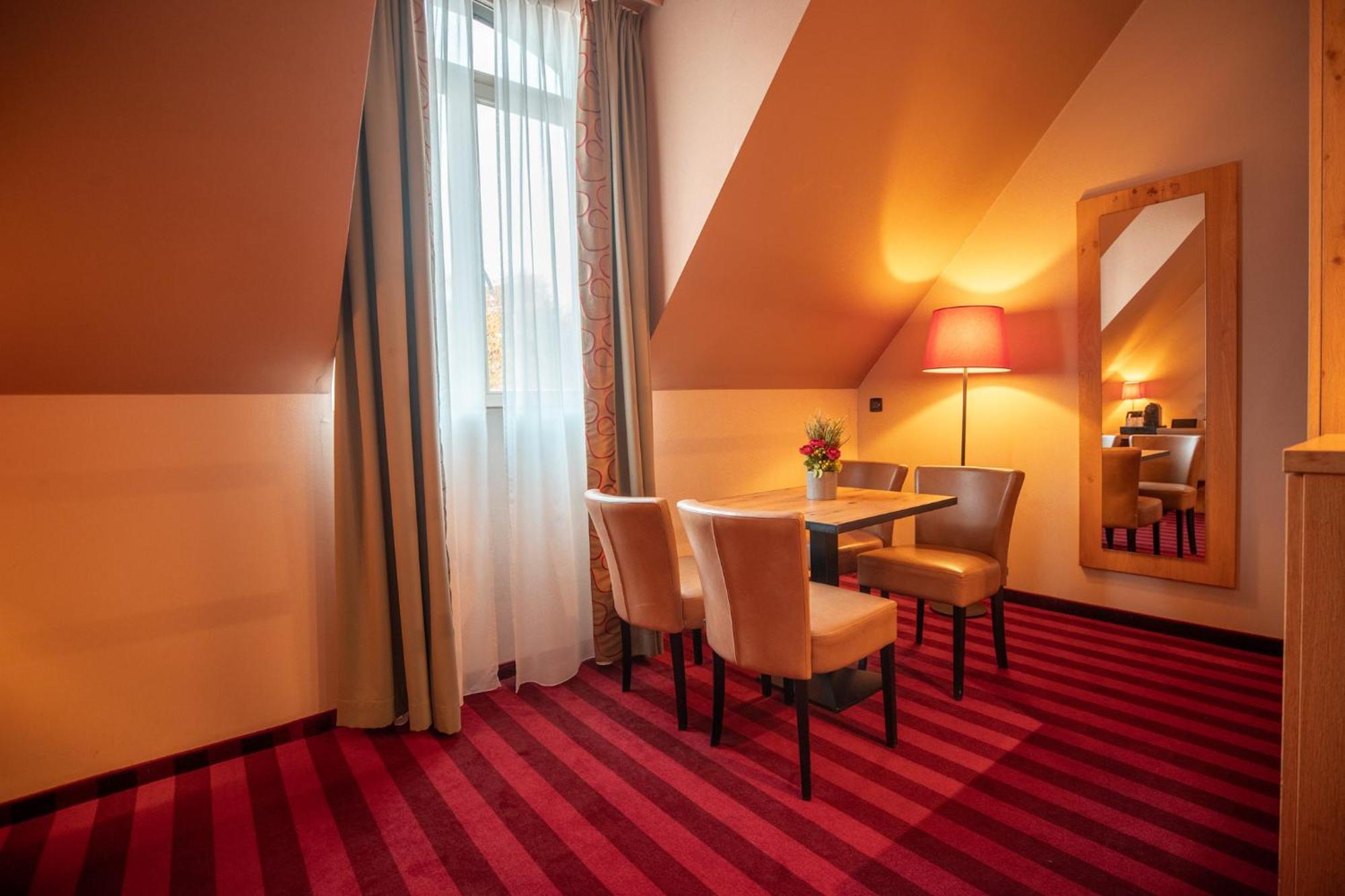 Hotel Verviers Van Der Valk Eksteriør billede